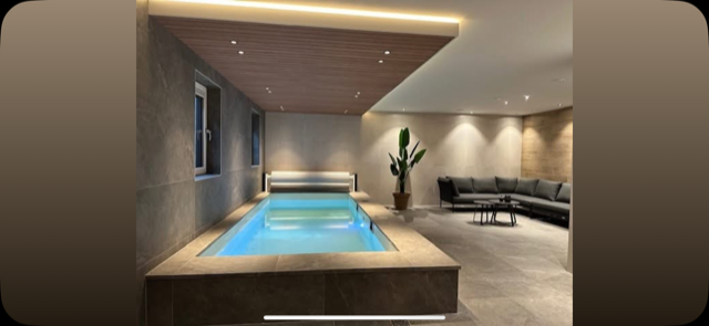 De wellnessruimte met privézwembad bij Resort Valley